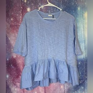 Akemi + Kin blouse 🛍